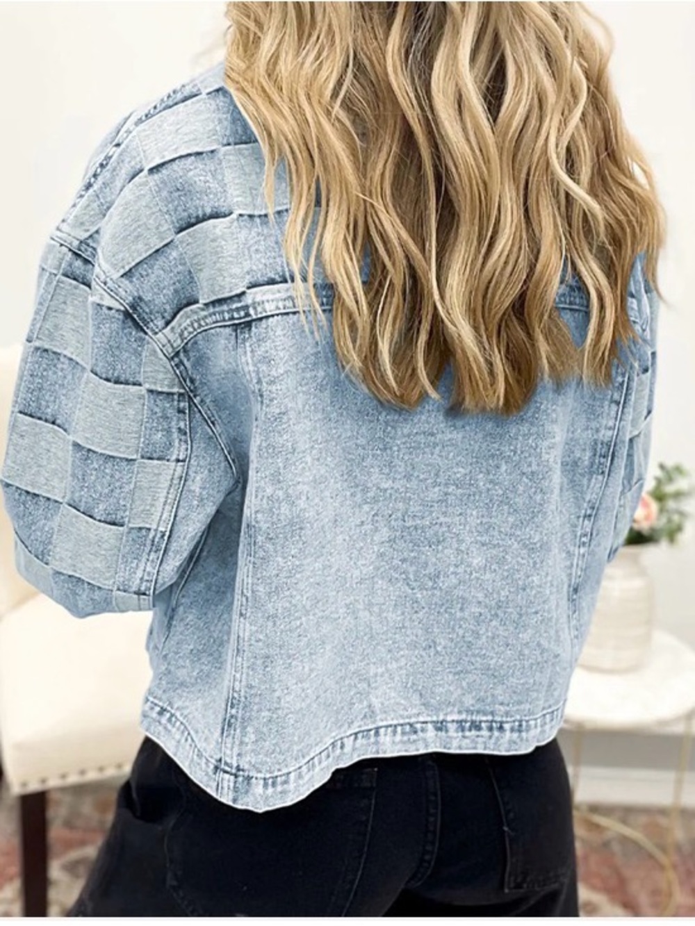 ee:some NEW Acid Washed Blue Woven or Patchwork Denim Jacket
Cropped Versatile - Picture 8 of 8